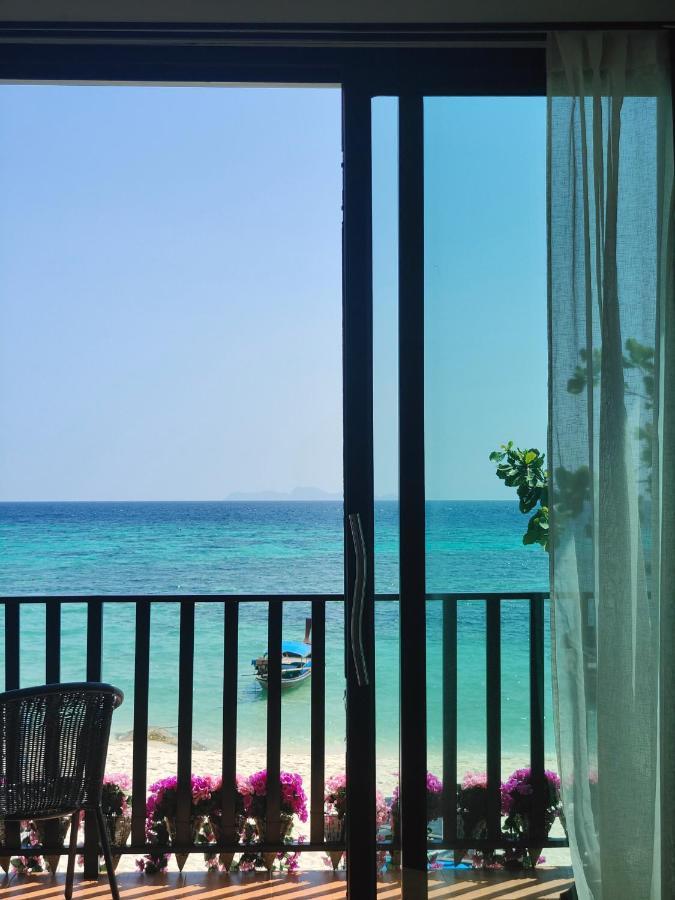 Lipe Sunrise Beach House Exterior photo