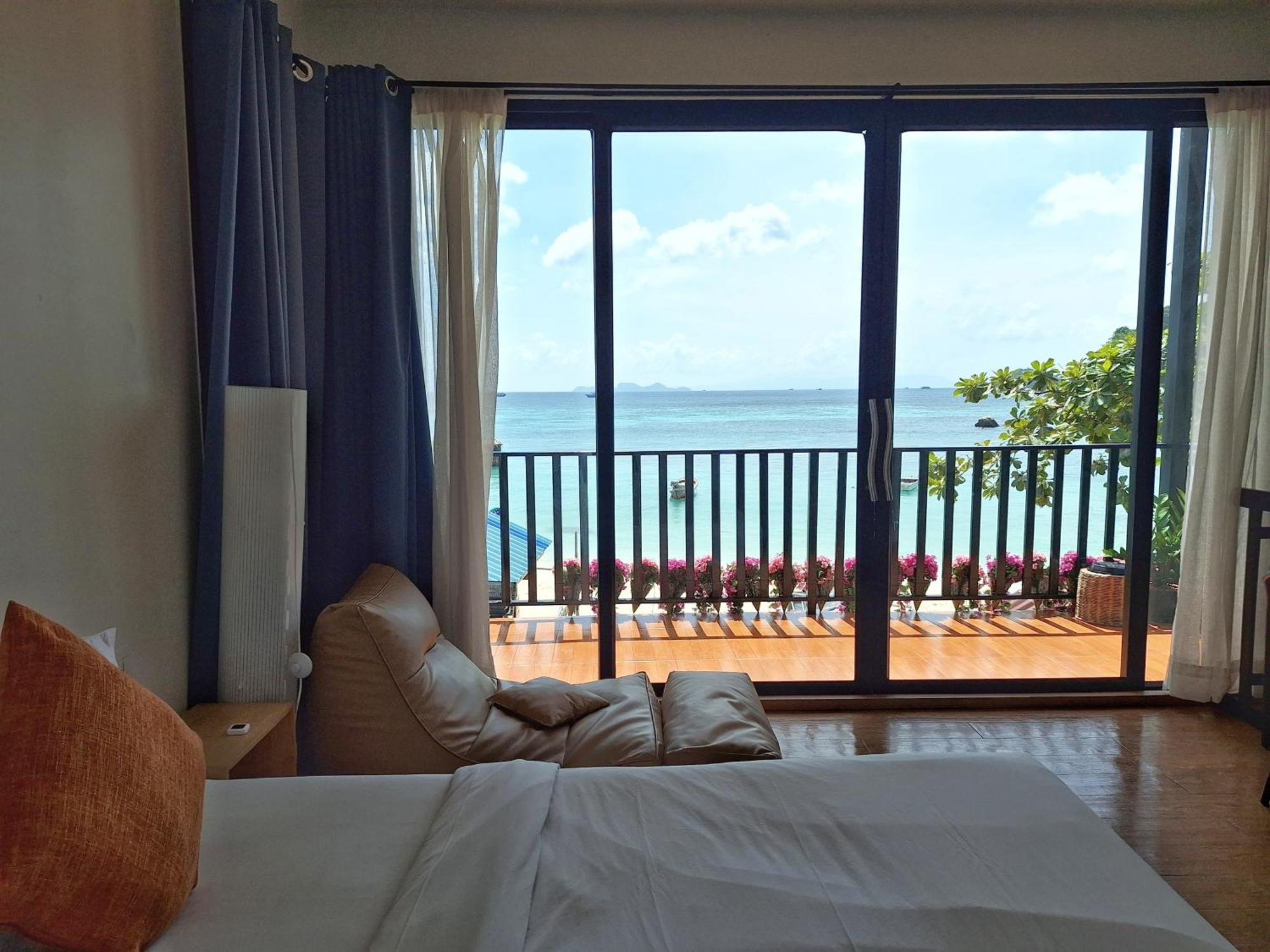 Lipe Sunrise Beach House Exterior photo