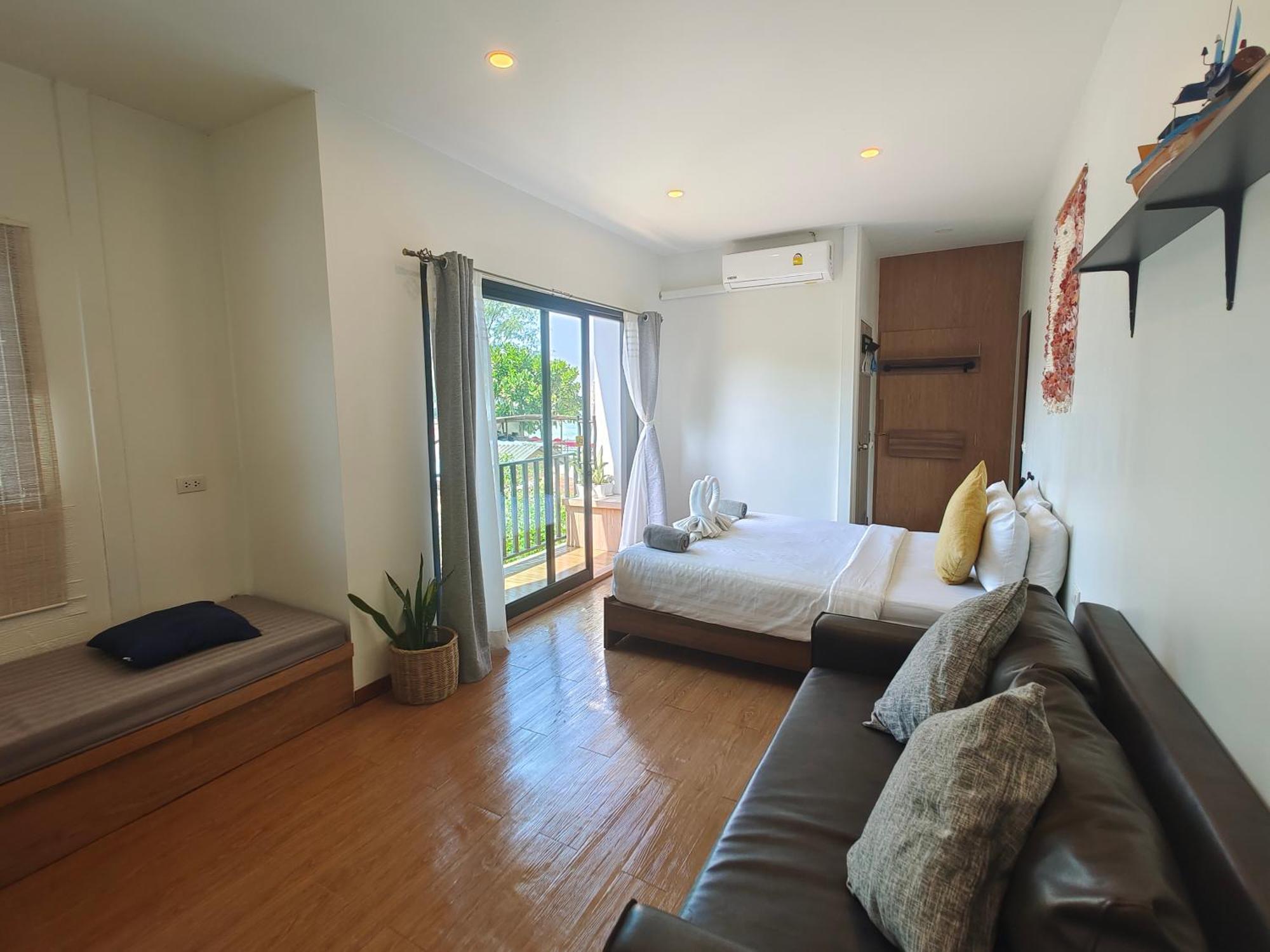 Lipe Sunrise Beach House Exterior photo