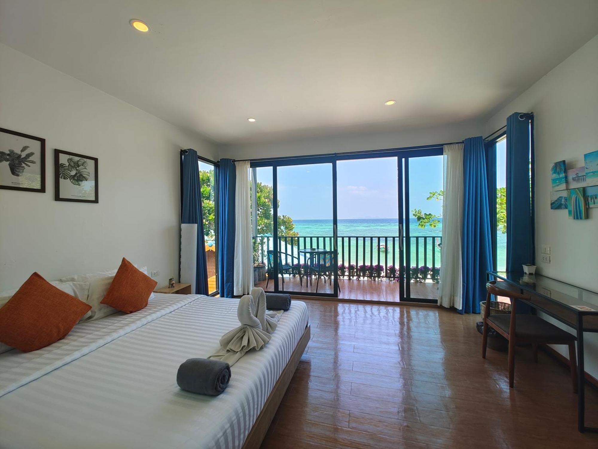Lipe Sunrise Beach House Exterior photo